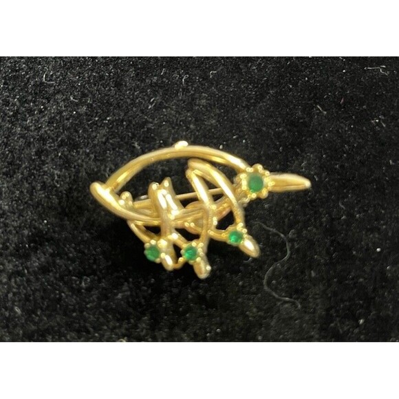 Vintage Wishbone Brooch Pin Gold Tone with Emerald Green Rhinestones 1.5" - Picture 3 of 5